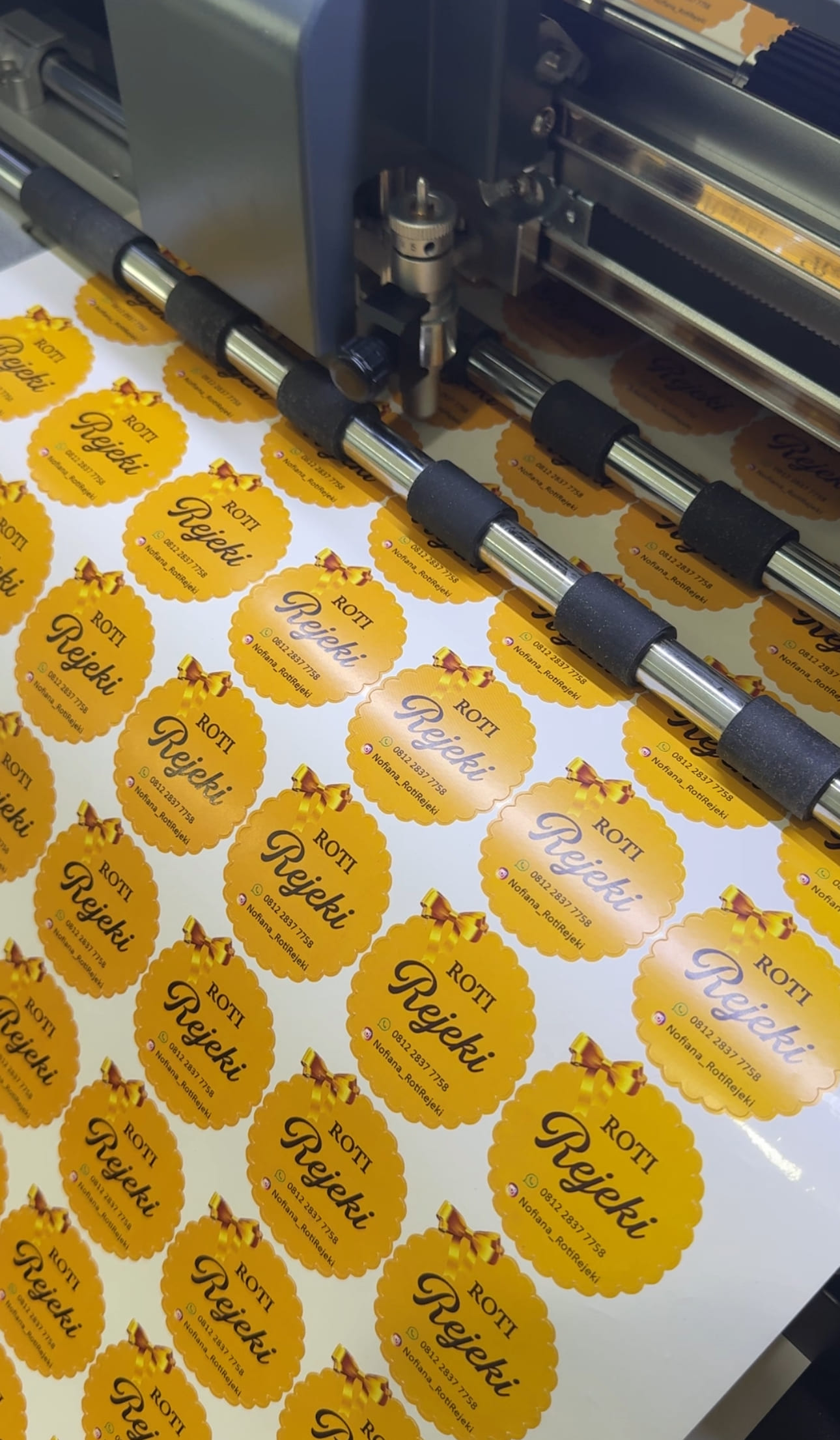 Stiker Chromo A3+
